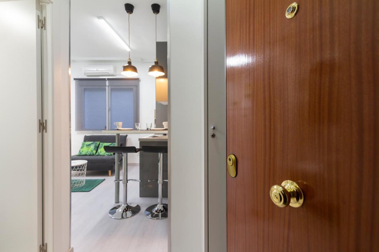 Fuencarral Studio Apartment Madrid Exterior photo